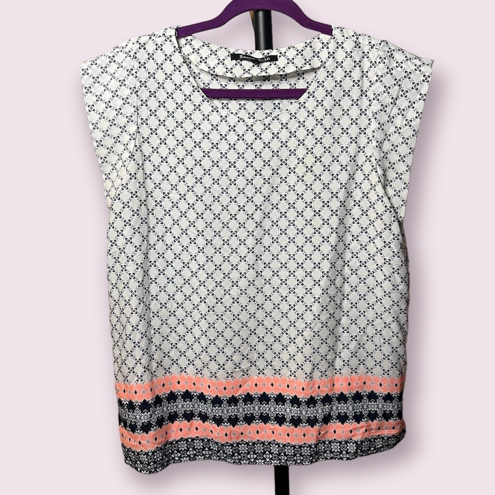 Sweet Rain Patterned Blouse
